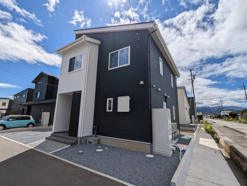 長野県上田市本郷 2880万円 3LDK
