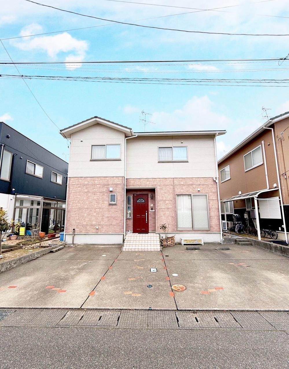 新潟県新潟市西区小新南１ 2700万円