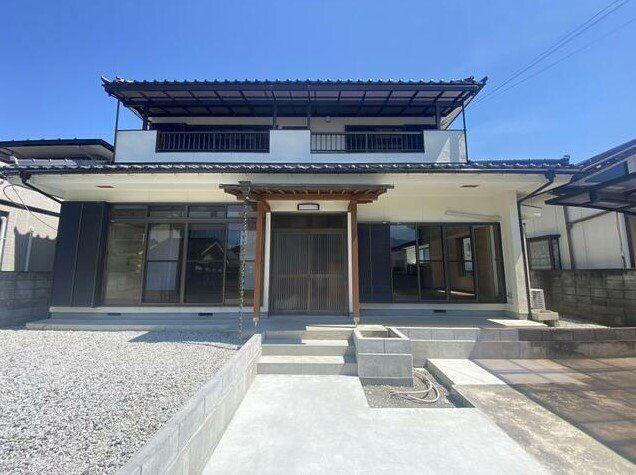 山梨県中央市東花輪 1870万円