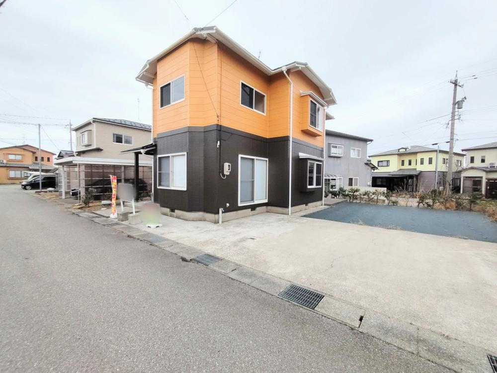 石川県能美市福岡町 1798万円