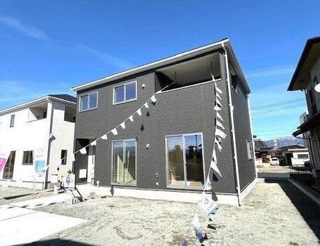 山梨県中巨摩郡昭和町押越 2730万円 4LDK