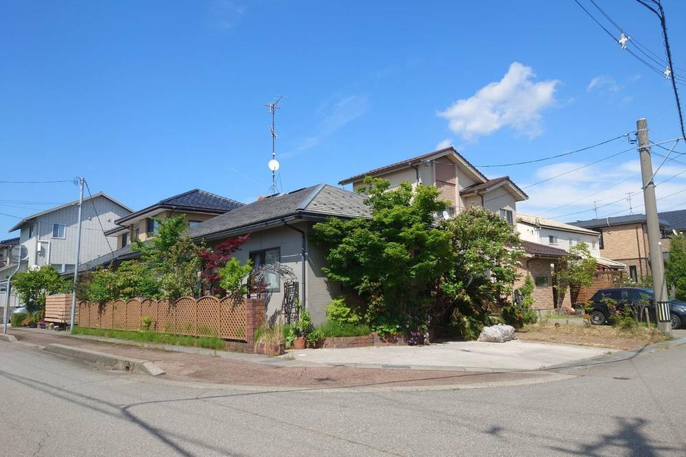 石川県金沢市福久２ 2600万円