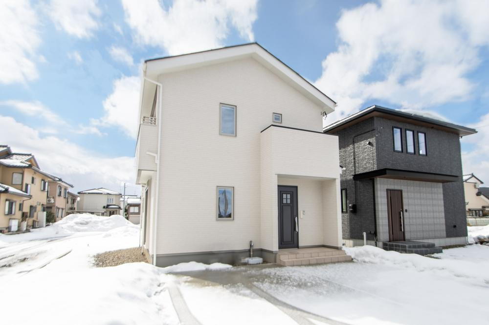 新潟県三条市塚野目１ 2650万円 3SLDK