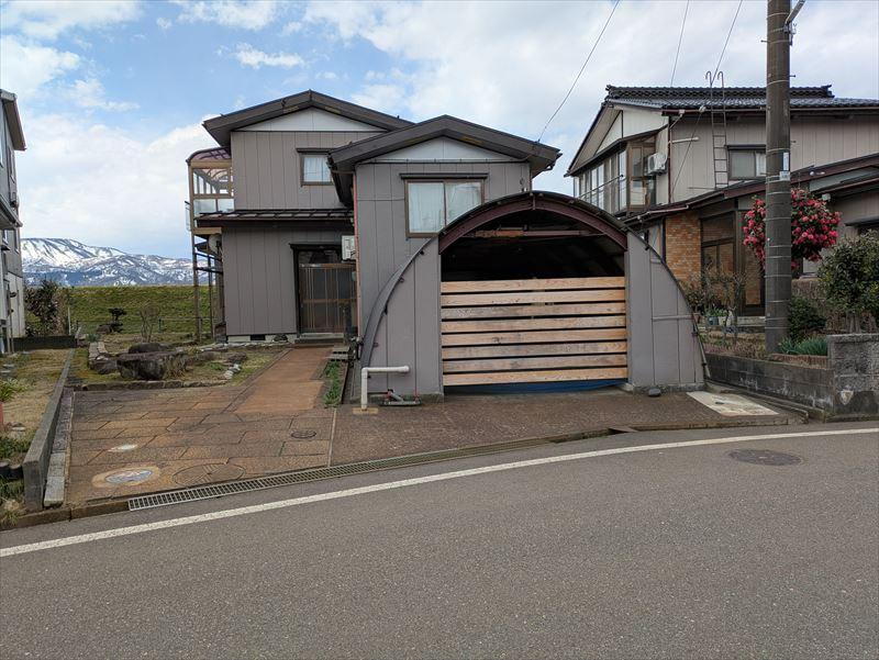 新潟県上越市鴨島１ 850万円