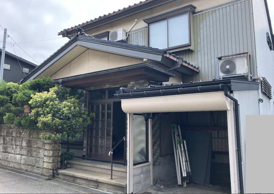 富山県高岡市関大町 490万円