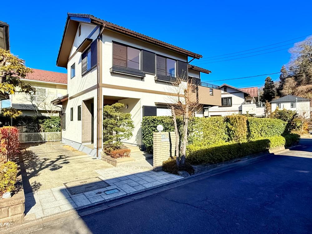 山梨県上野原市コモアしおつ１ 2280万円