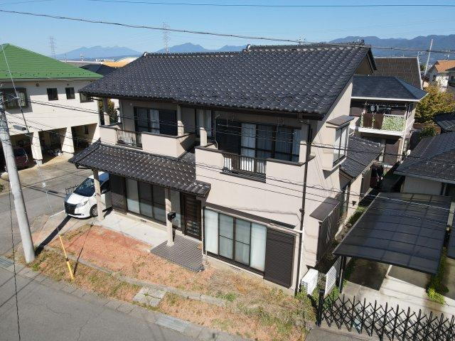 山梨県甲府市大里町 2180万円