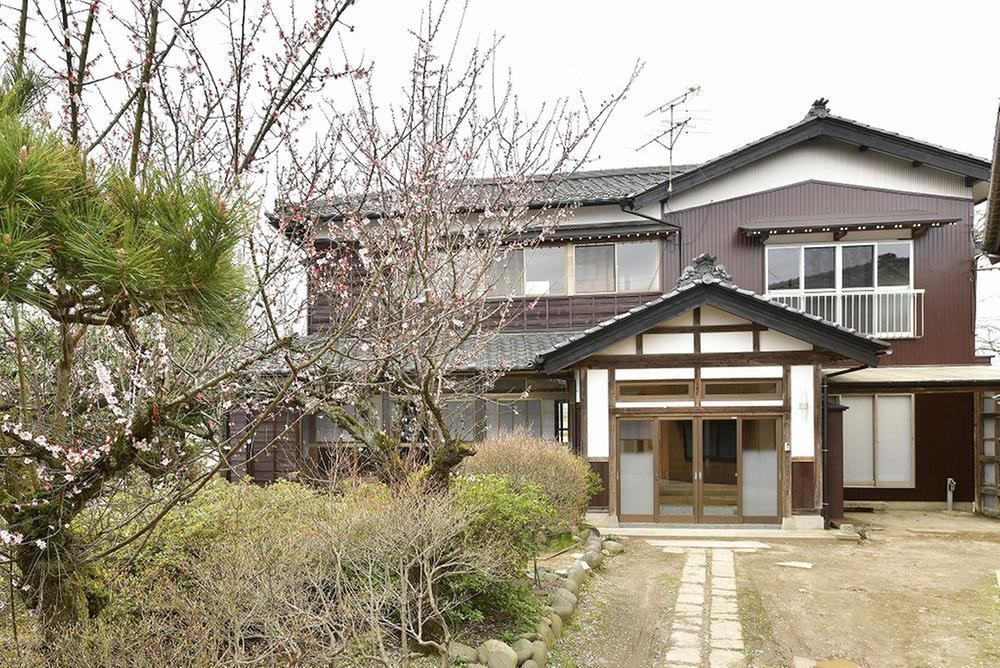 新潟県新潟市西蒲区桜林 1200万円 8LDK