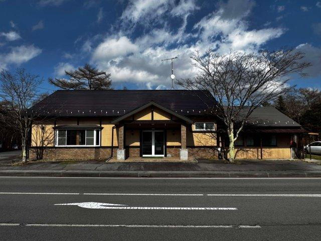 長野県北佐久郡軽井沢町大字長倉 9500万円