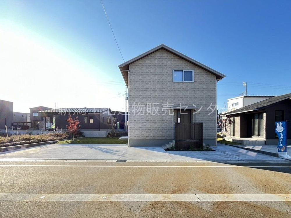 新潟県長岡市陽光台４ 3990万円 4SLDK