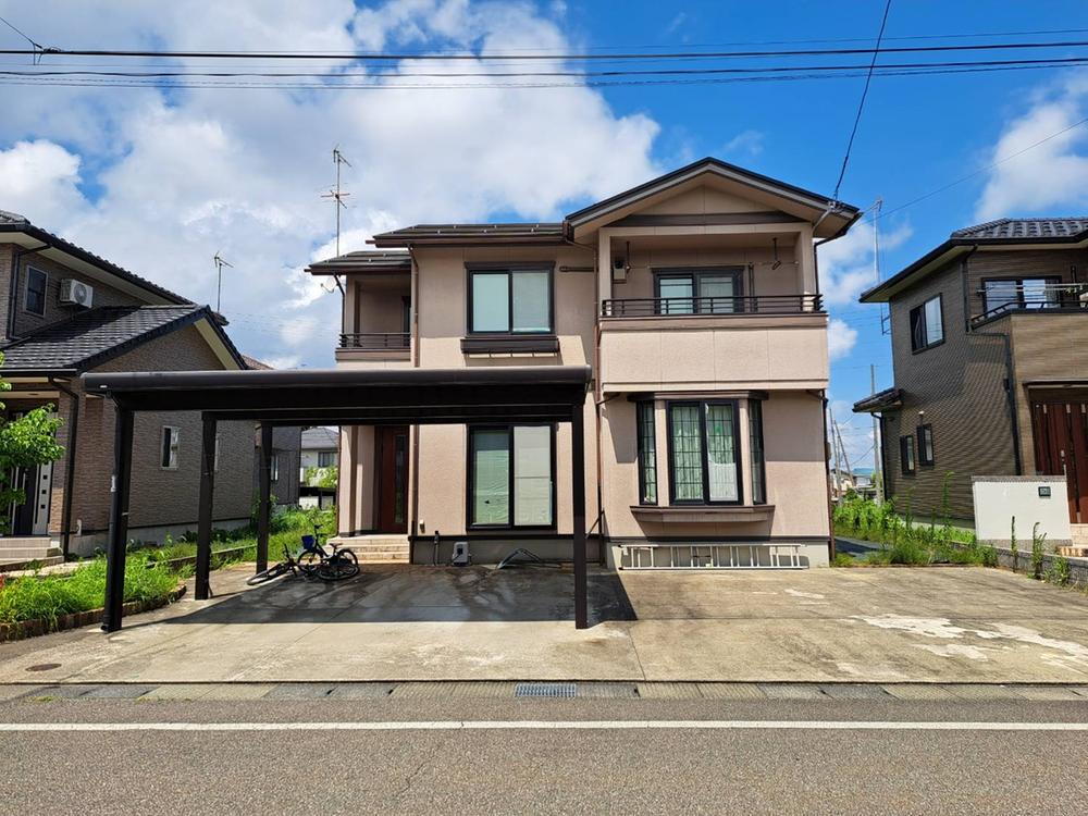 新潟県長岡市陽光台３ 1580万円