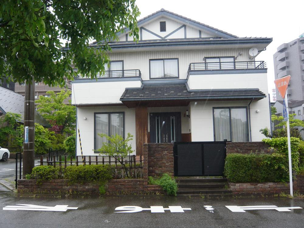 新潟県新潟市中央区美咲町１ 中古住宅