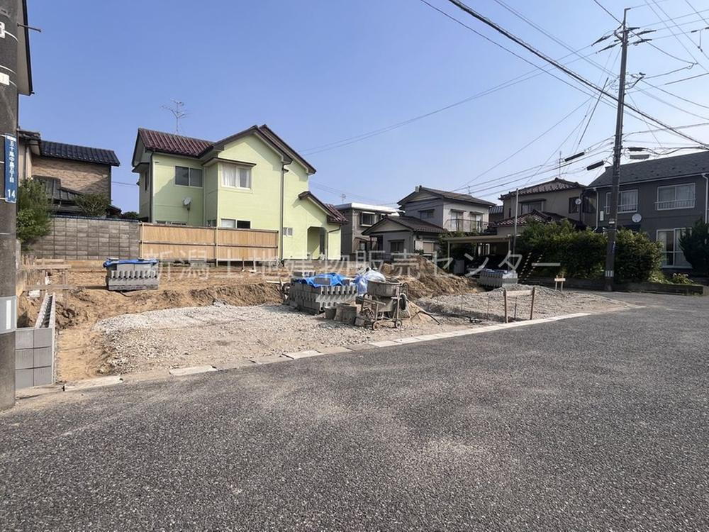 新潟県新潟市西区五十嵐中島５ 2680万円 4SLDK