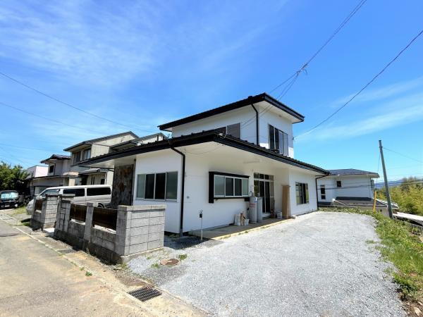 長野県岡谷市神明町１ 1749万円 4SLDK