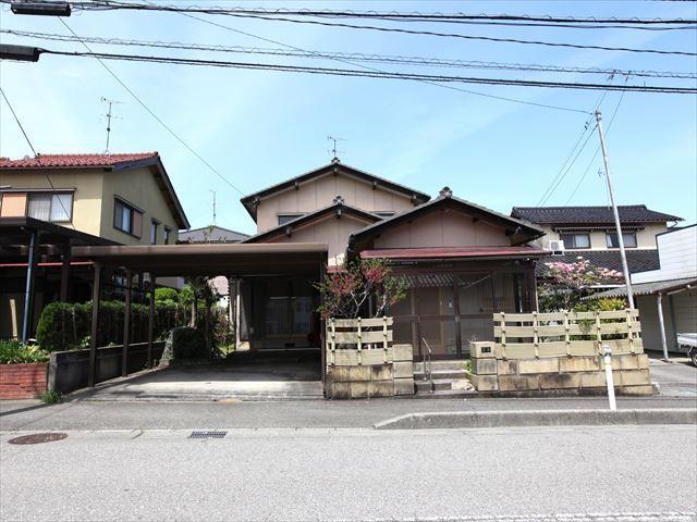 石川県能美市緑が丘２ 700万円