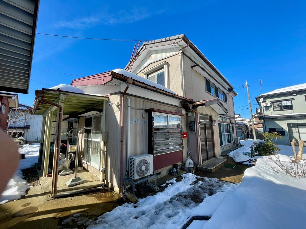 新潟県長岡市与板町東与板 600万円