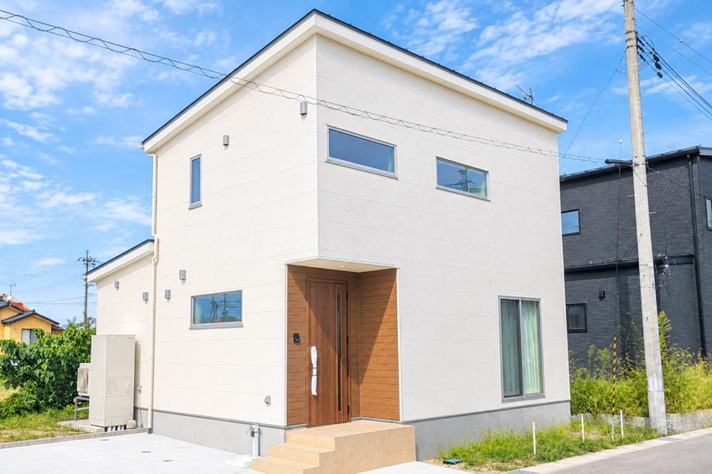 新潟県新潟市北区笹山 中古住宅