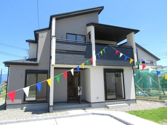 山梨県甲府市上今井町 2890万円 4LDK