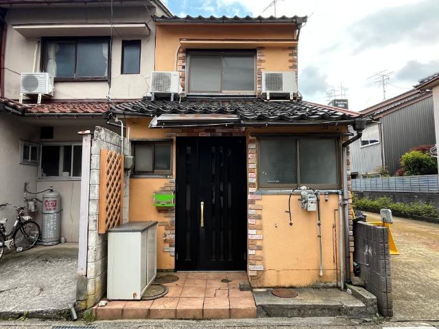 石川県金沢市東山３ 700万円