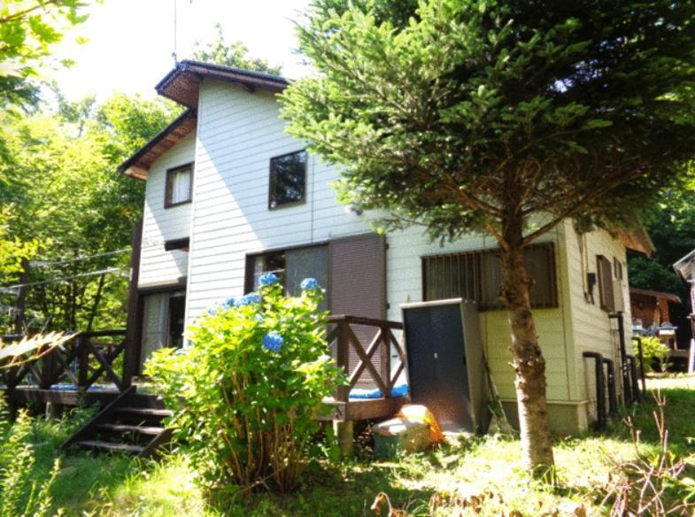 山梨県北杜市高根町下黒澤 700万円