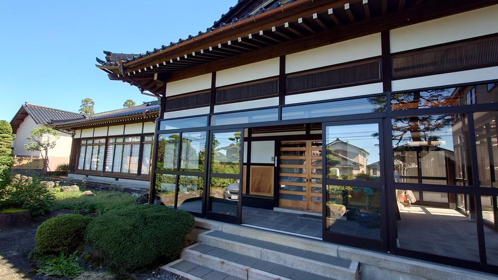 富山県滑川市杉本 1800万円