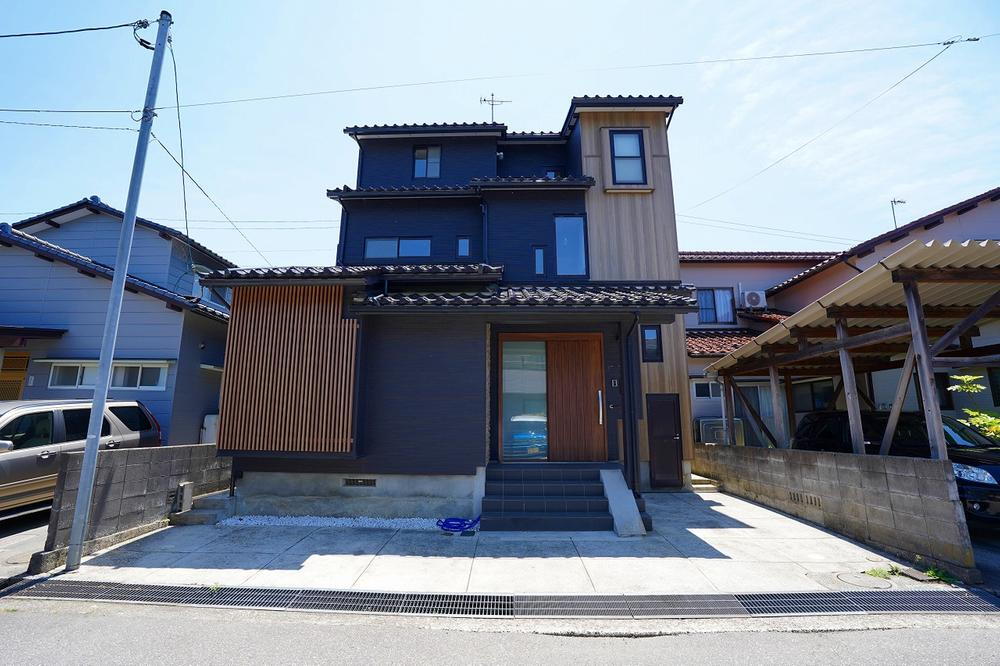 石川県金沢市小坂町北 2580万円 2SLDK