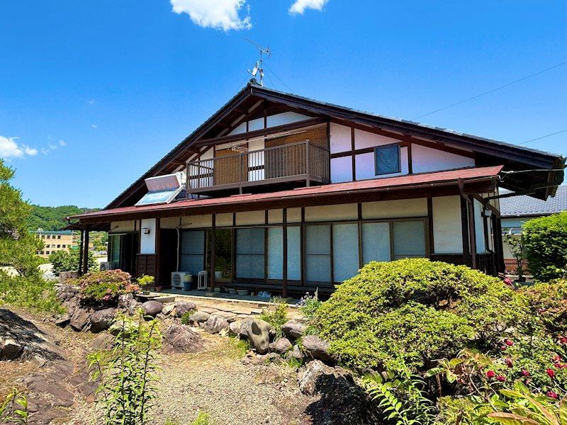 長野県南佐久郡佐久穂町大字高野町 中古住宅