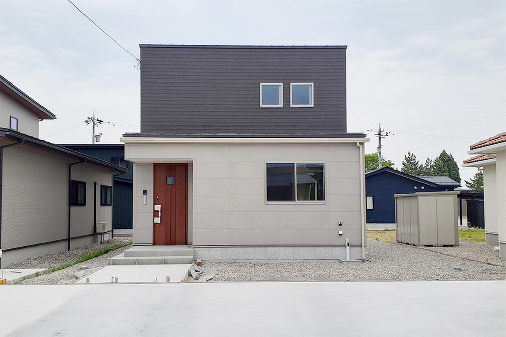 富山県砺波市石丸 3114万円 4LDK