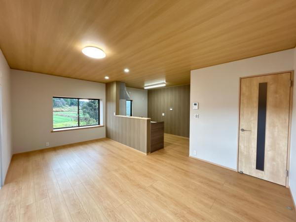 石川県小松市林町 1349万円