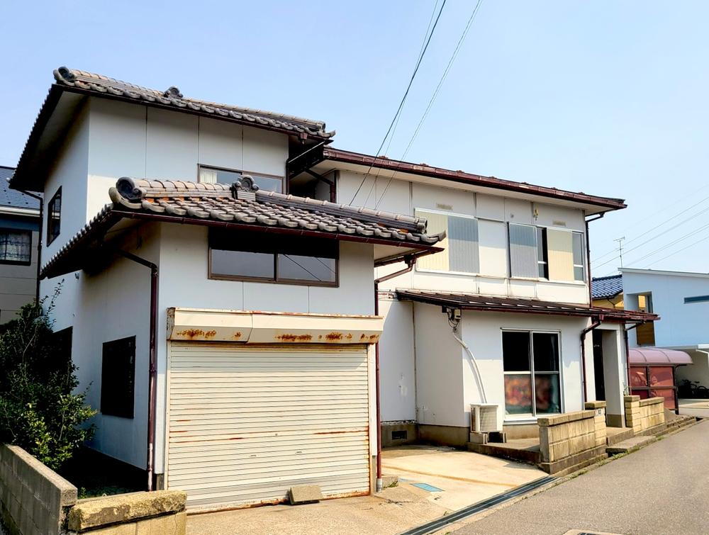 石川県白山市福留南１ 690万円