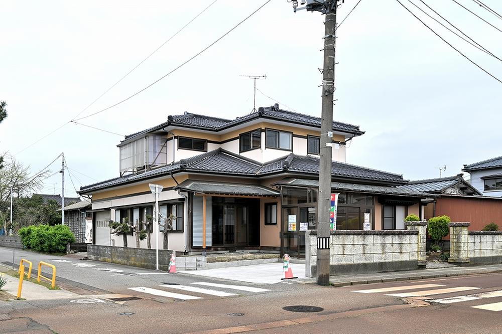 新潟県新発田市大栄町４ 1480万円