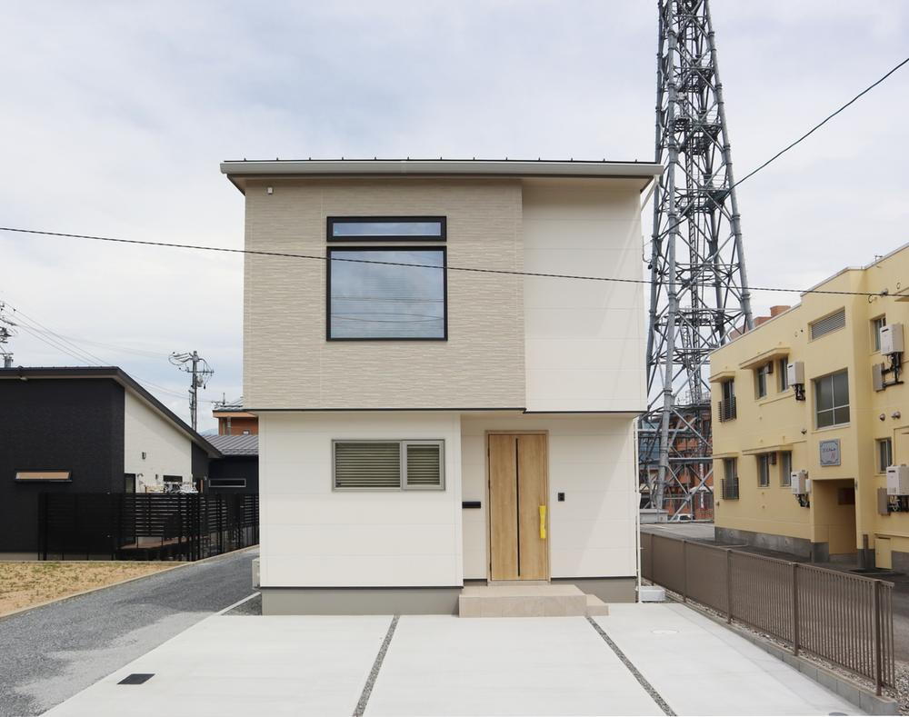 長野県駒ヶ根市上穂南 2657万円