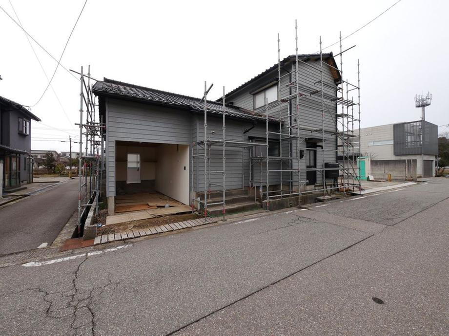 石川県河北郡津幡町字津幡 1600万円