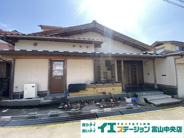 富山県富山市若竹町２ 中古住宅