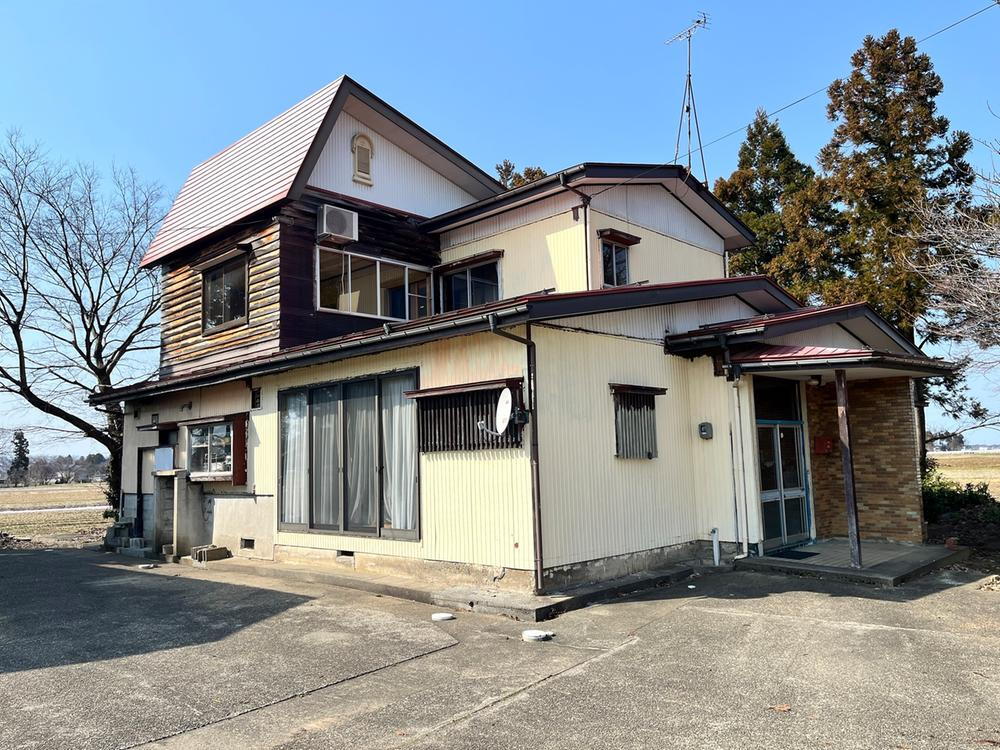 新潟県上越市大字稲 100万円