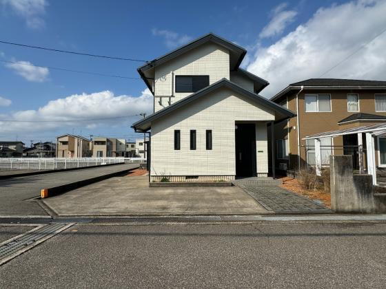 石川県河北郡津幡町字太田 1780万円