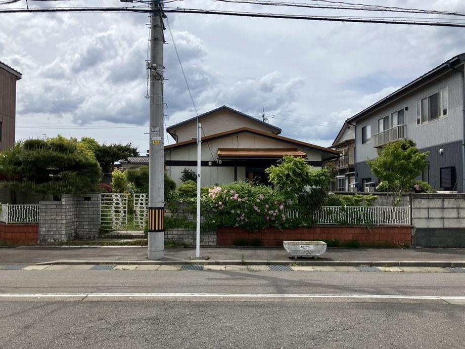 富山県富山市古志町３ 380万円