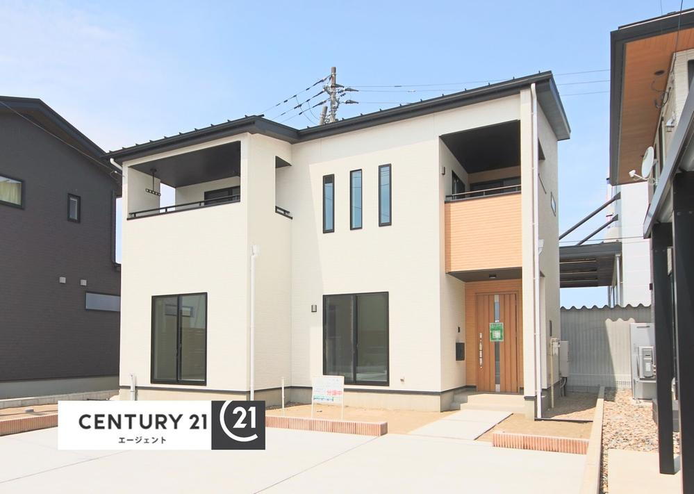 新潟県新発田市中曽根町１ 2690万円 4LDK