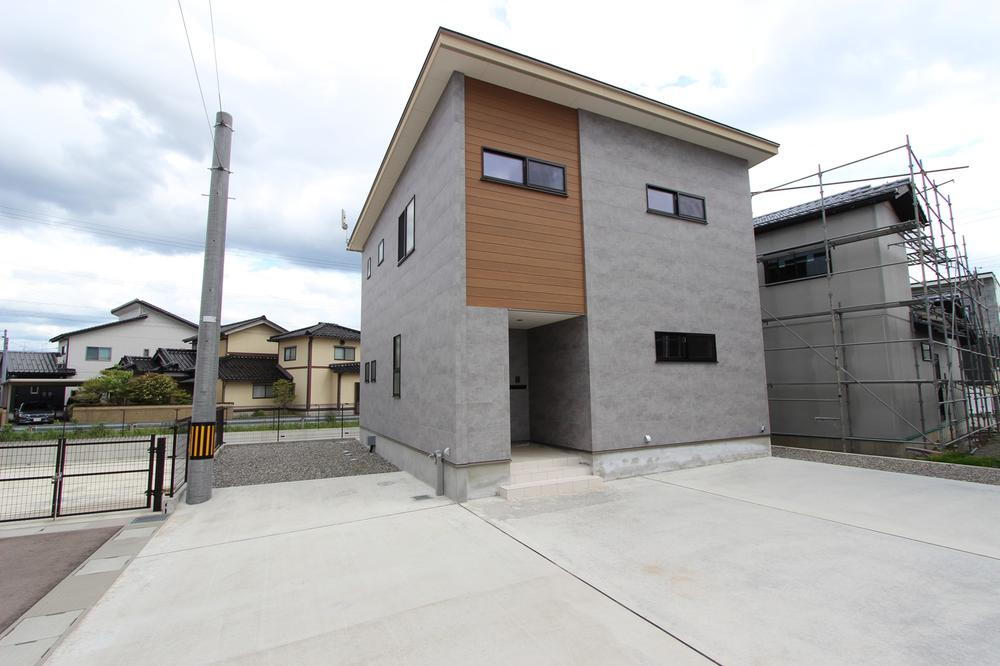 石川県能美市末信町 3680万円 3LDK