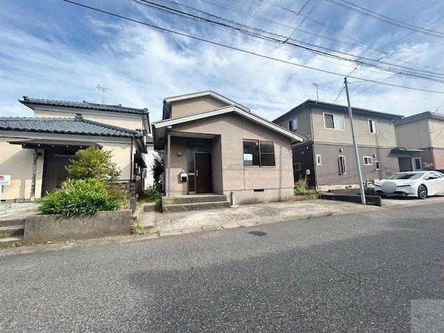新潟県新潟市西区鳥原 999万円