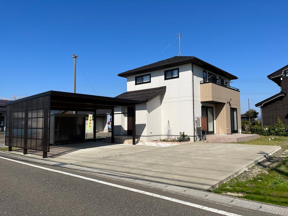 新潟県上越市大字下百々 2690万円 4LDK