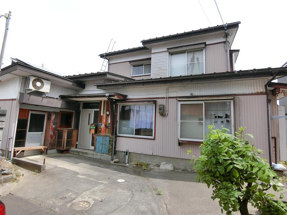 新潟県上越市東城町１ 450万円