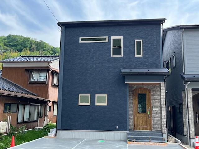 石川県河北郡津幡町字南中条 2680万円 4SLDK