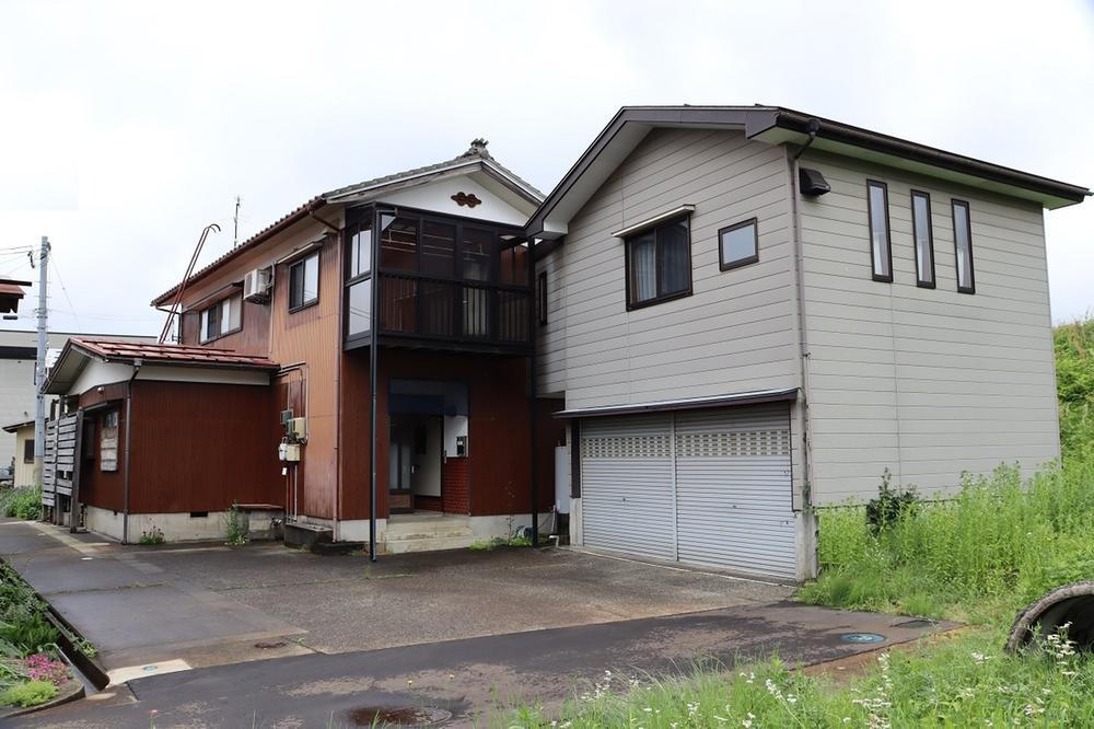 新潟県小千谷市高梨町 298万円