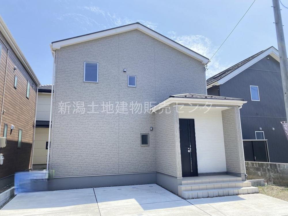 新潟県新発田市大手町２ 2080万円 4LDK
