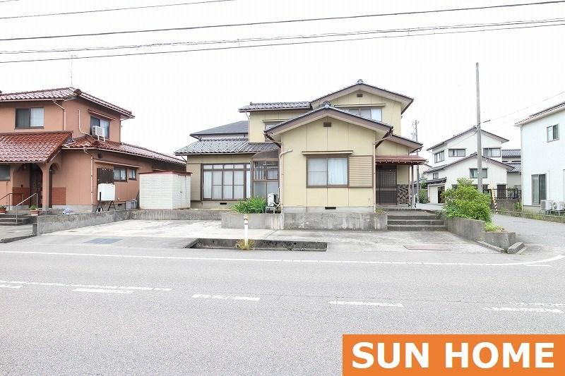 富山県高岡市石瀬 690万円