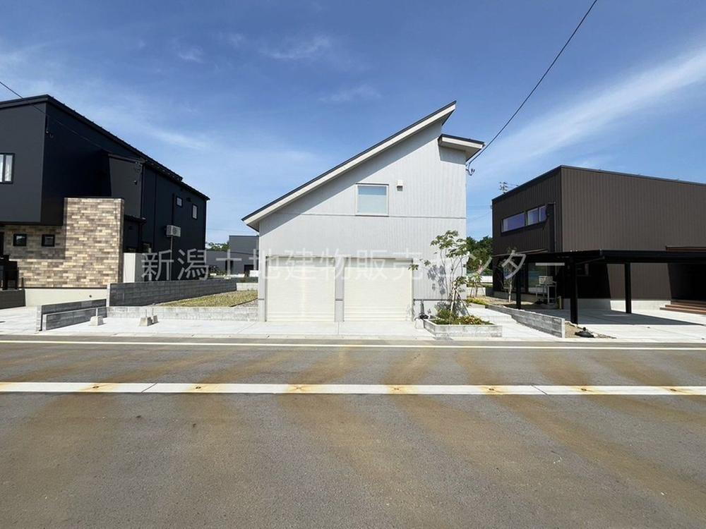 新潟県長岡市陽光台４ 中古住宅