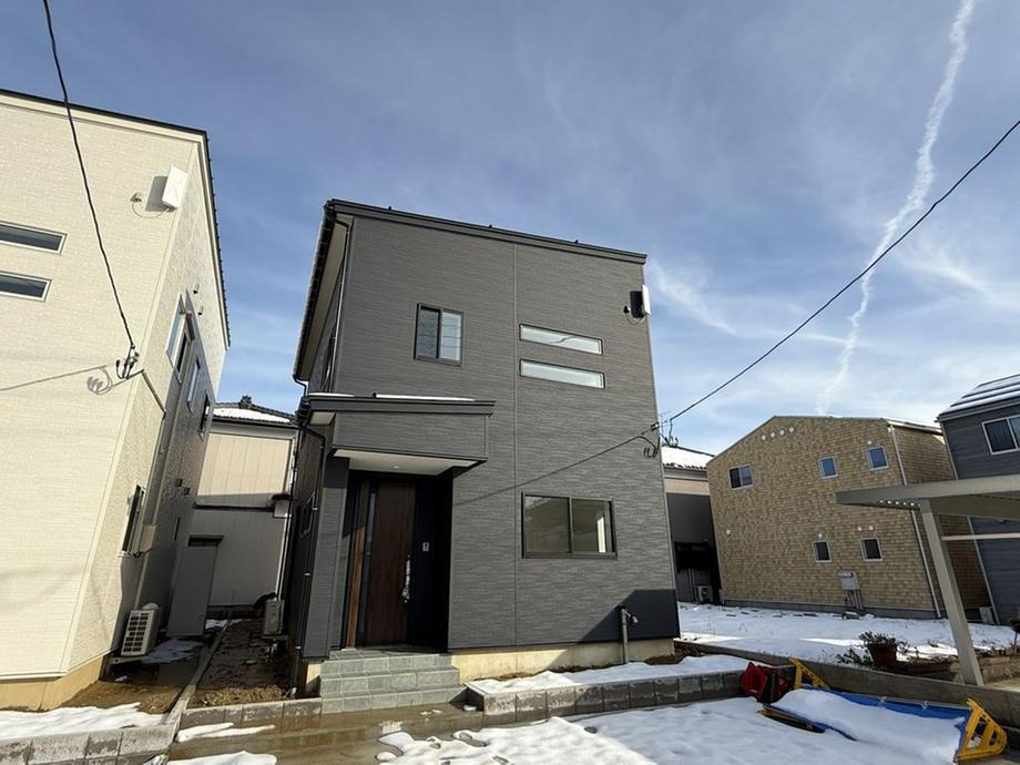 新潟県新潟市秋葉区吉岡町 2580万円