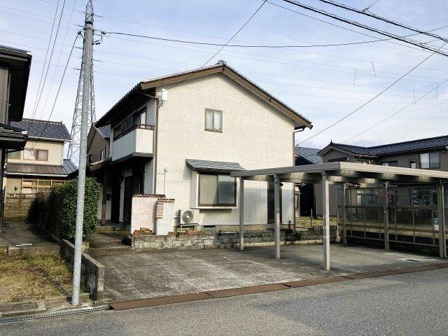 富山県高岡市下伏間江 1190万円 5LDK