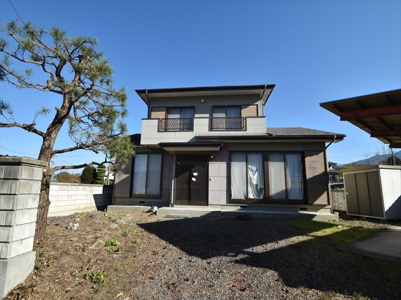 山梨県中央市関原 777万円